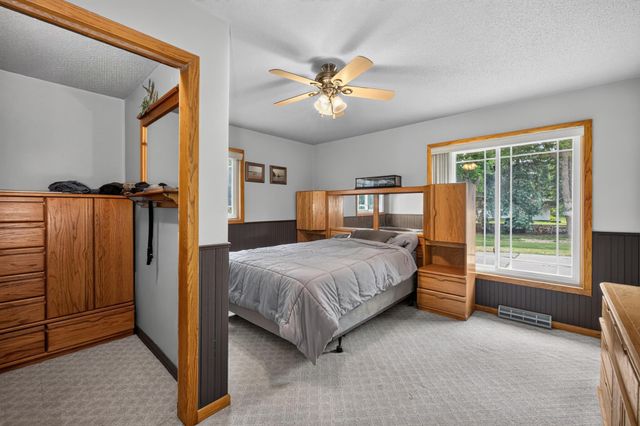 605 Sheyenne Street, Horace, ND 58047