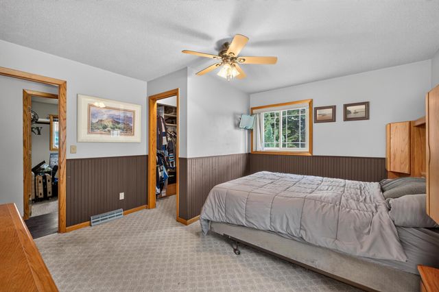 605 Sheyenne Street, Horace, ND 58047