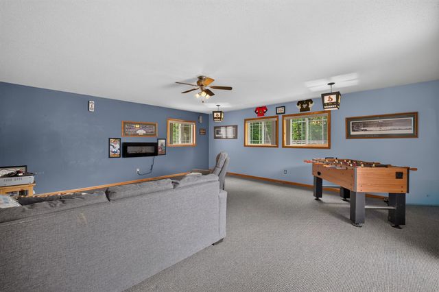 605 Sheyenne Street, Horace, ND 58047
