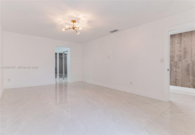 3571 Magellan Circle 343-4, Aventura, FL 33180