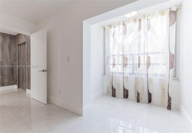 3571 Magellan Circle 343-4, Aventura, FL 33180