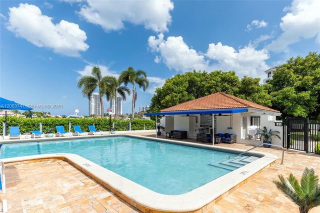 3571 Magellan Circle 343-4, Aventura, FL 33180