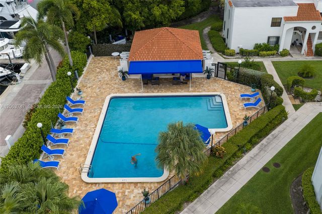 3571 Magellan Circle 343-4, Aventura, FL 33180