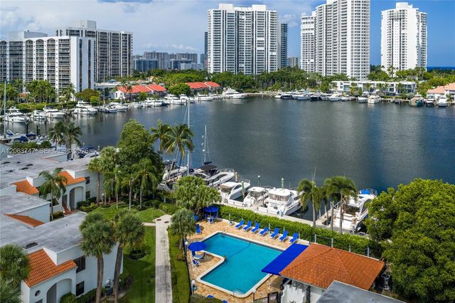 3571 Magellan Circle 343-4, Aventura, FL 33180