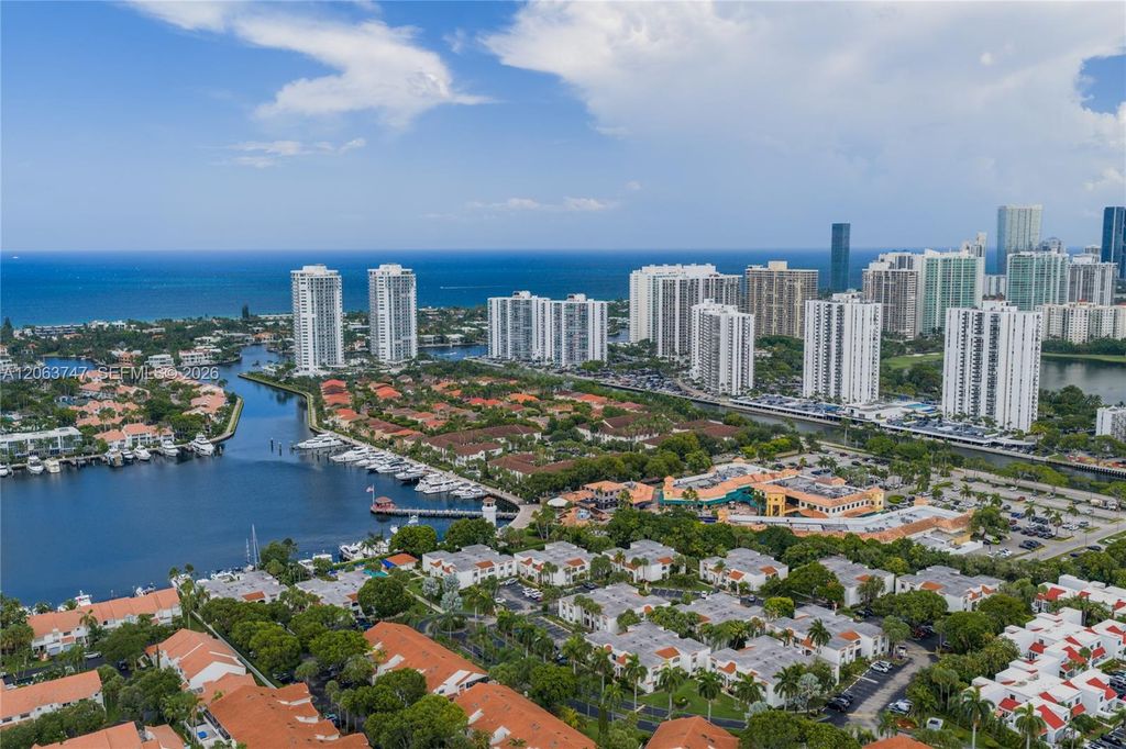 3571 Magellan Circle 343-4, Aventura, FL 33180