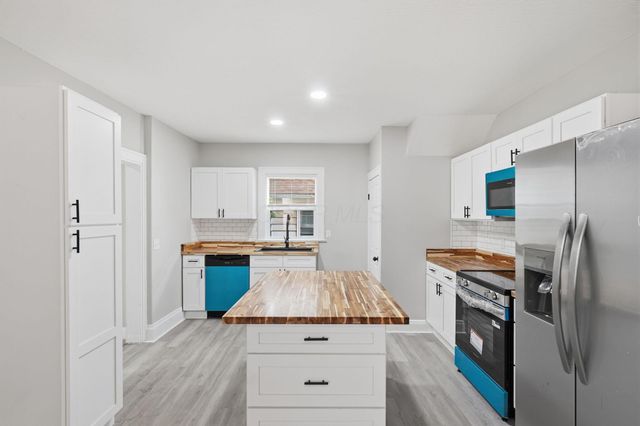 298 N Burgess Avenue, Columbus, OH 43204