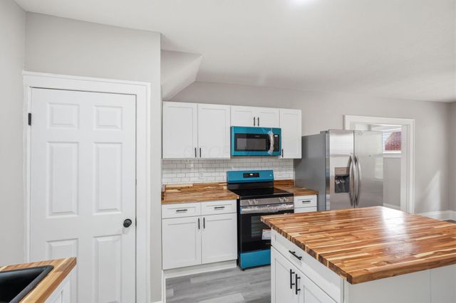 298 N Burgess Avenue, Columbus, OH 43204