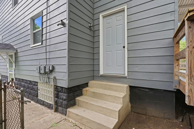 298 N Burgess Avenue, Columbus, OH 43204