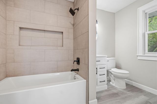 298 N Burgess Avenue, Columbus, OH 43204