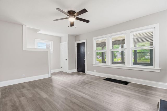 298 N Burgess Avenue, Columbus, OH 43204