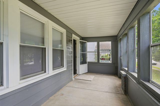 298 N Burgess Avenue, Columbus, OH 43204
