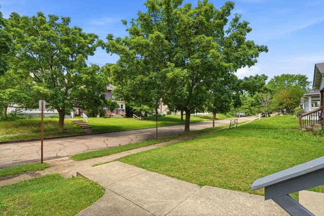 298 N Burgess Avenue, Columbus, OH 43204