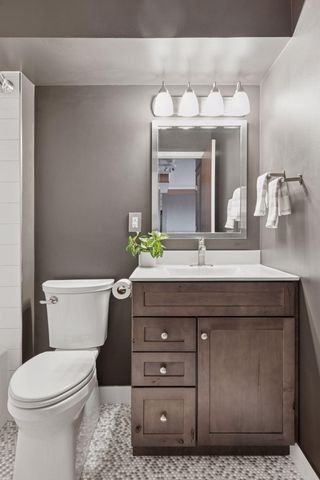 400 Groveland Avenue 708, Minneapolis, MN 55403