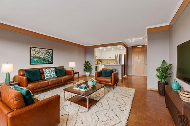 400 Groveland Avenue 708, Minneapolis, MN 55403