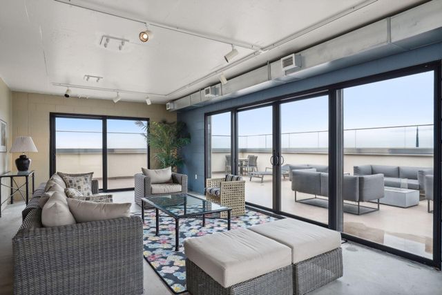 400 Groveland Avenue 708, Minneapolis, MN 55403