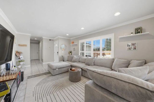 11397 Polaris Drive, San Diego, CA 92126