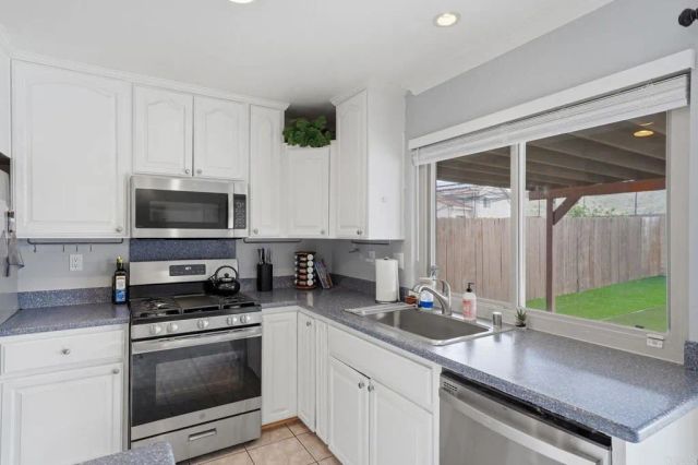 11397 Polaris Drive, San Diego, CA 92126