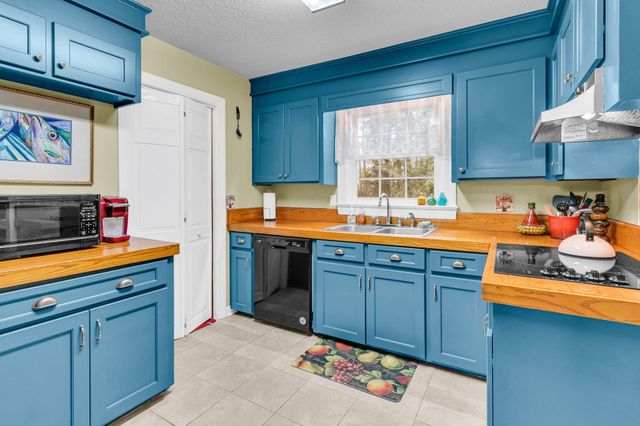 206 Bramblewood Drive, Summerville, SC 29485