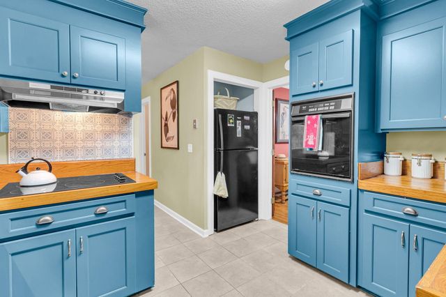 206 Bramblewood Drive, Summerville, SC 29485