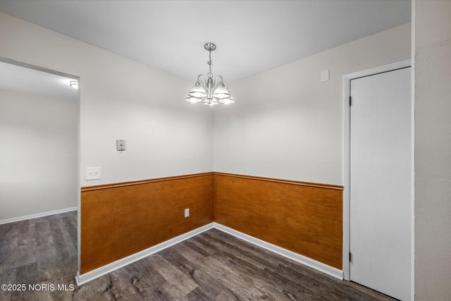 1946 Terri Rue, Northwood, OH 43619