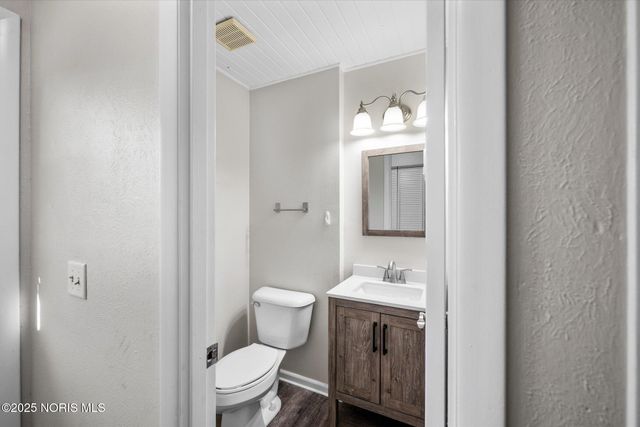 1946 Terri Rue, Northwood, OH 43619