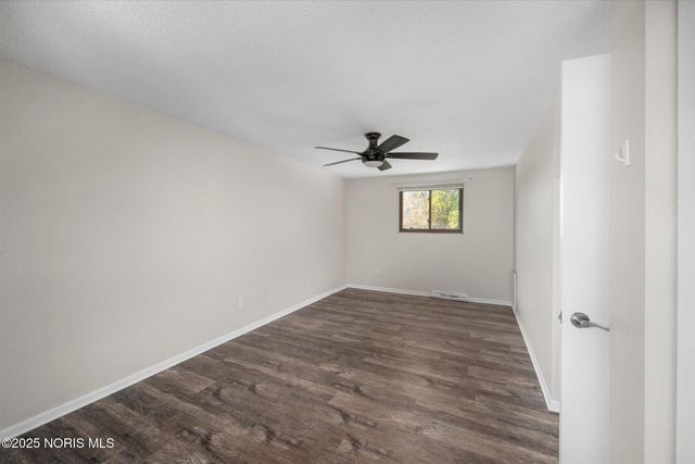 1946 Terri Rue, Northwood, OH 43619