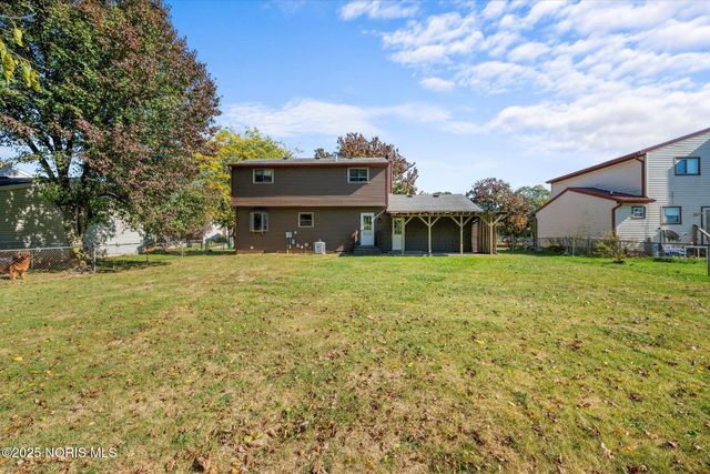 1946 Terri Rue, Northwood, OH 43619