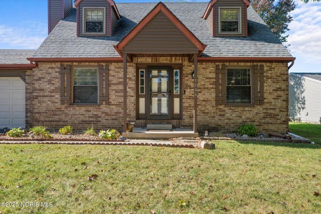 1946 Terri Rue, Northwood, OH 43619