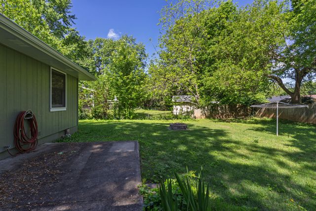 2725 E Lombard Street, Springfield, MO 65802