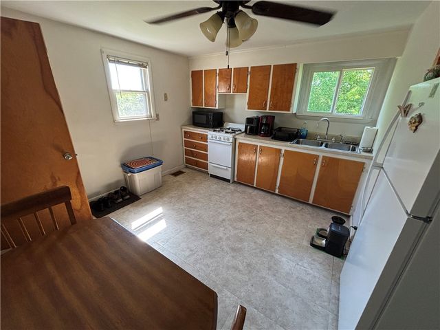 1 Erie Street North, Macedon, NY 14502