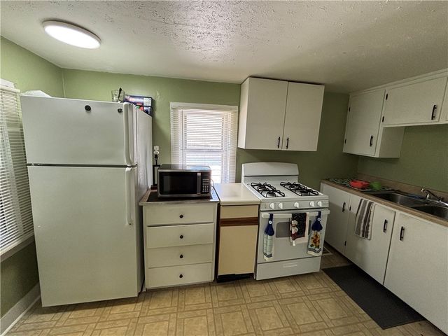 1 Erie Street North, Macedon, NY 14502