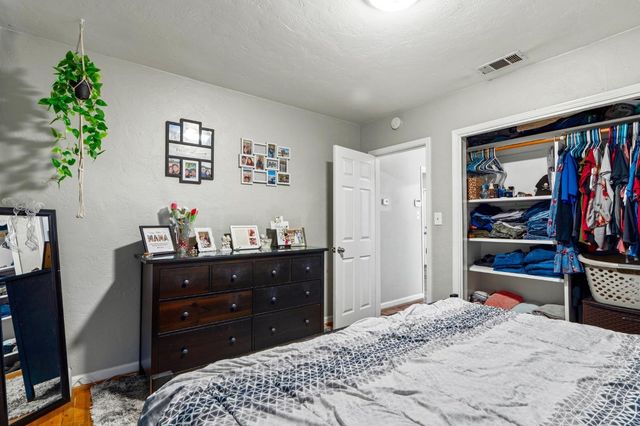 1319 W Orangeburg Ave, Modesto, CA 95350