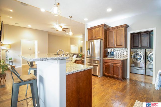 9249 Fairbanks Court, Lincoln, NE 68516