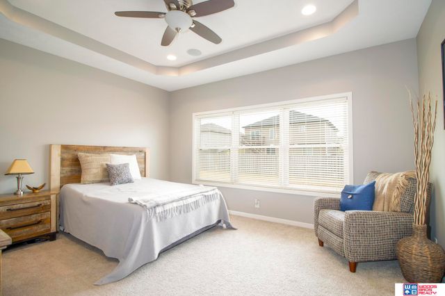 9249 Fairbanks Court, Lincoln, NE 68516