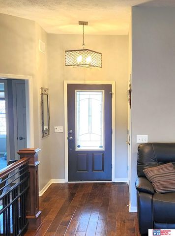 9249 Fairbanks Court, Lincoln, NE 68516