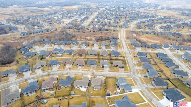 9249 Fairbanks Court, Lincoln, NE 68516