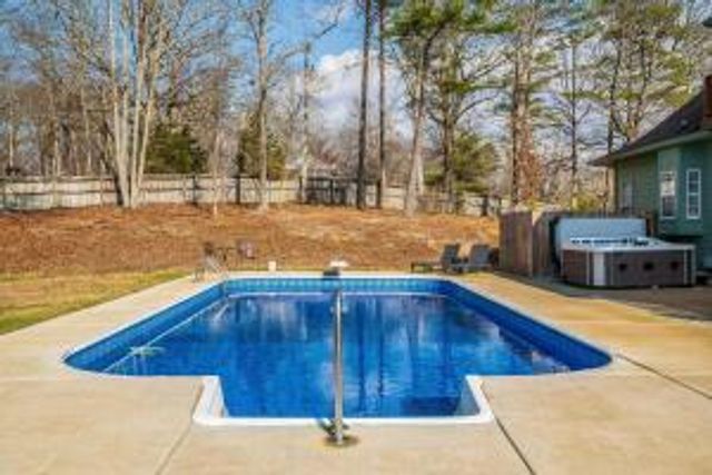 6835 Cooley Road, Ooltewah, TN 37363