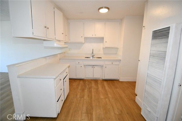 7104 san pedro, Los Angeles, CA 90003