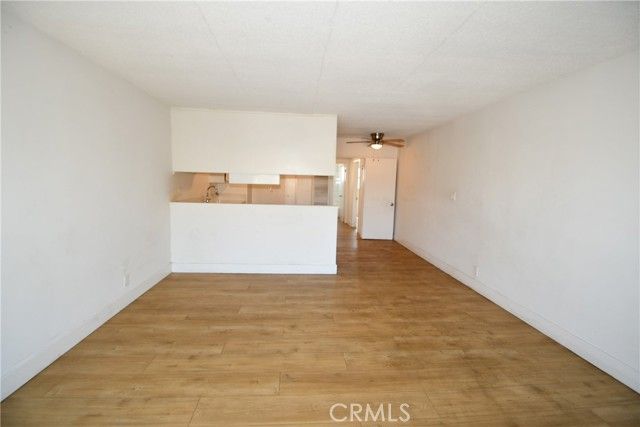 7104 san pedro, Los Angeles, CA 90003