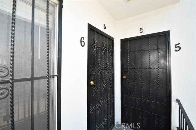 7104 san pedro, Los Angeles, CA 90003