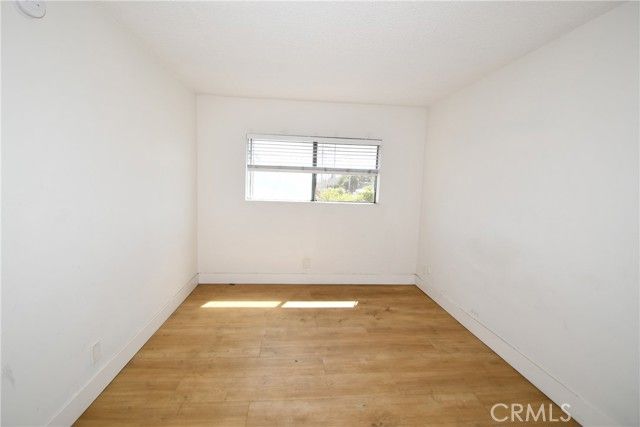 7104 san pedro, Los Angeles, CA 90003