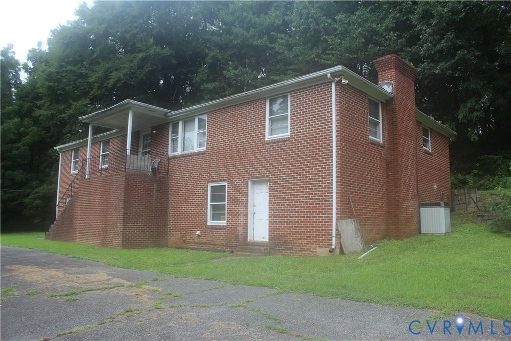 12642 Hull Street Rd, Midlothian, VA 23112