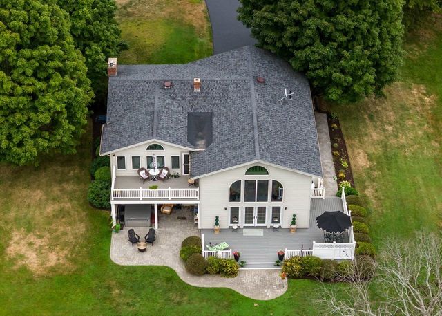 78 Rollins Road, Rollinsford, NH 03869