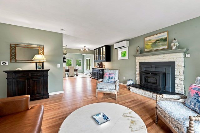78 Rollins Road, Rollinsford, NH 03869