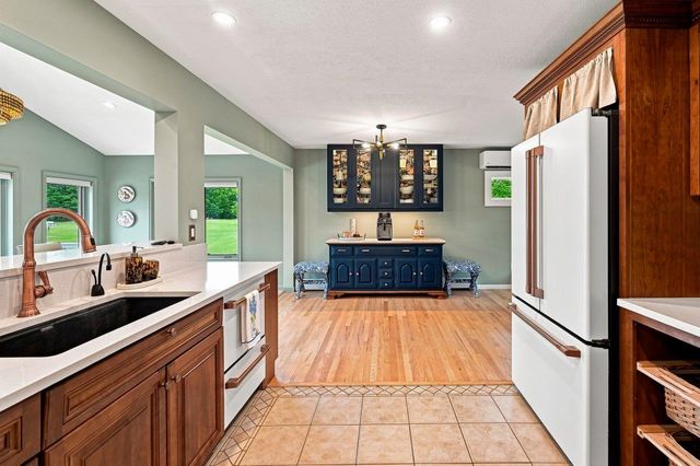 78 Rollins Road, Rollinsford, NH 03869
