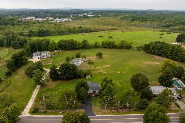 78 Rollins Road, Rollinsford, NH 03869