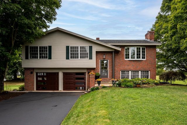 78 Rollins Road, Rollinsford, NH 03869