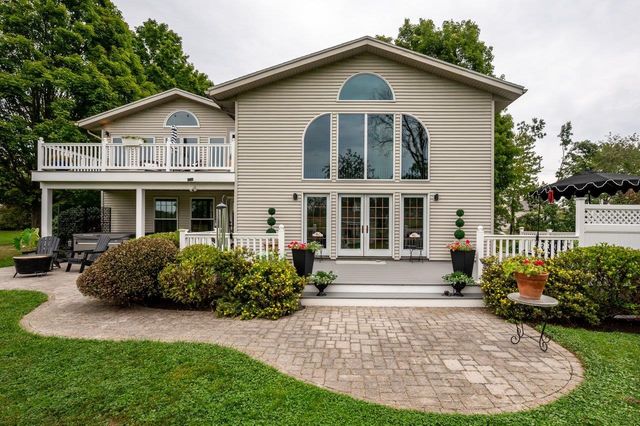 78 Rollins Road, Rollinsford, NH 03869