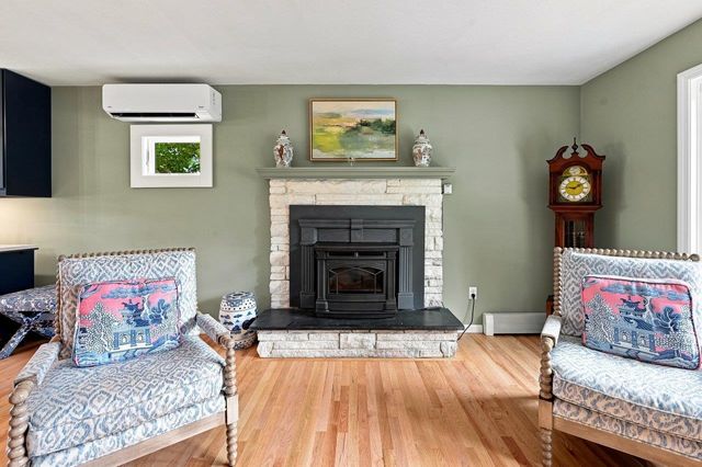78 Rollins Road, Rollinsford, NH 03869