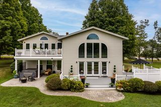78 Rollins Road, Rollinsford, NH 03869
